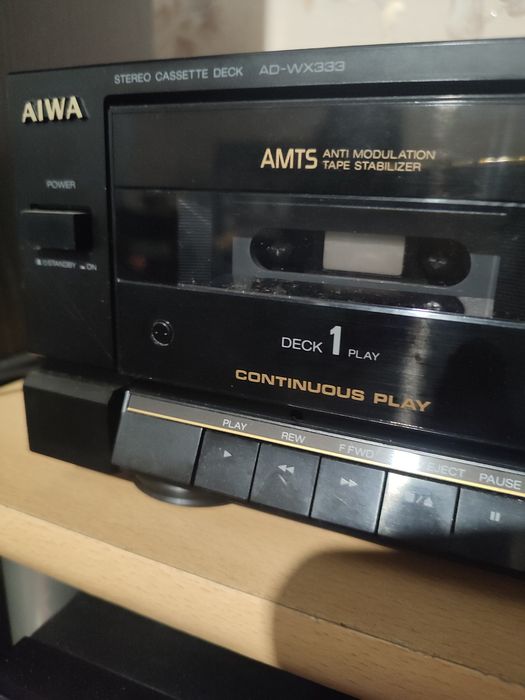 Кассетная дека AIWA AD-WX333.