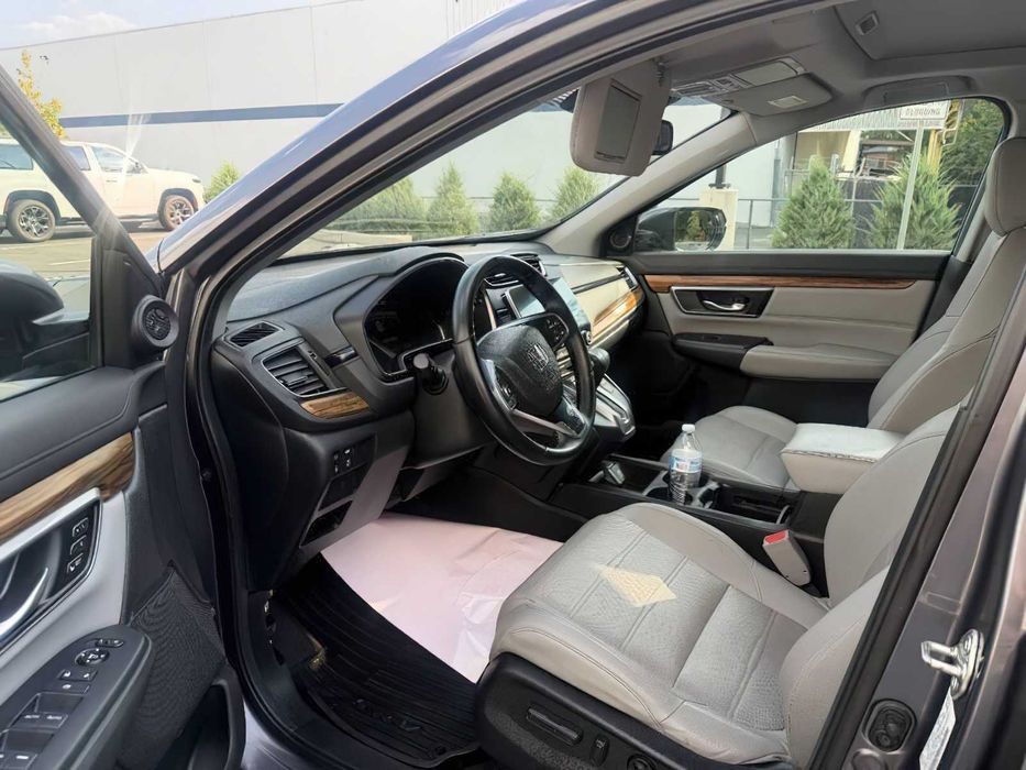 Honda CR-V Touring      2018