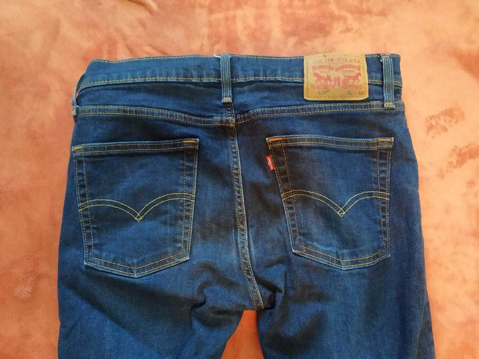 Levis 510 hot sale broken raw