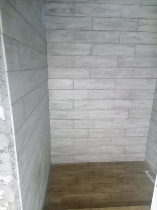 Шпаклівка стін. Малярні роботи