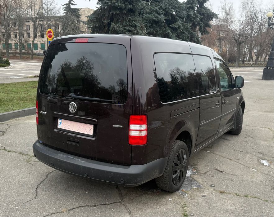 Volkswagen Caddi 2011 рік 7 місний
