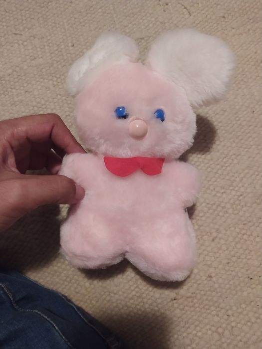 Coelho de peluche Chicco Rosa excelente estado -oferta portes de correio
