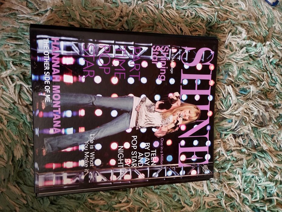 Segregator z 2006 roku Hannah Montana