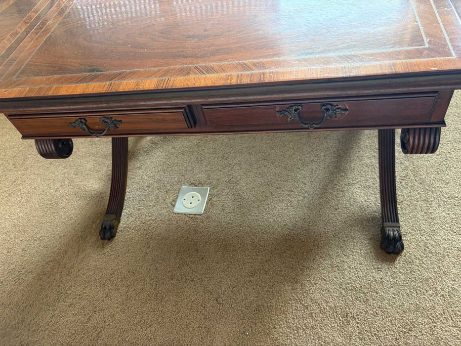 Mesa de Apoio / Centro Antiga Dobrável com Marquetaria – Estilo D. Maria II