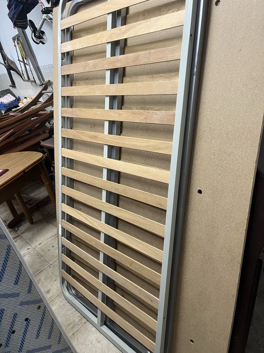 Estrado cama solteiro