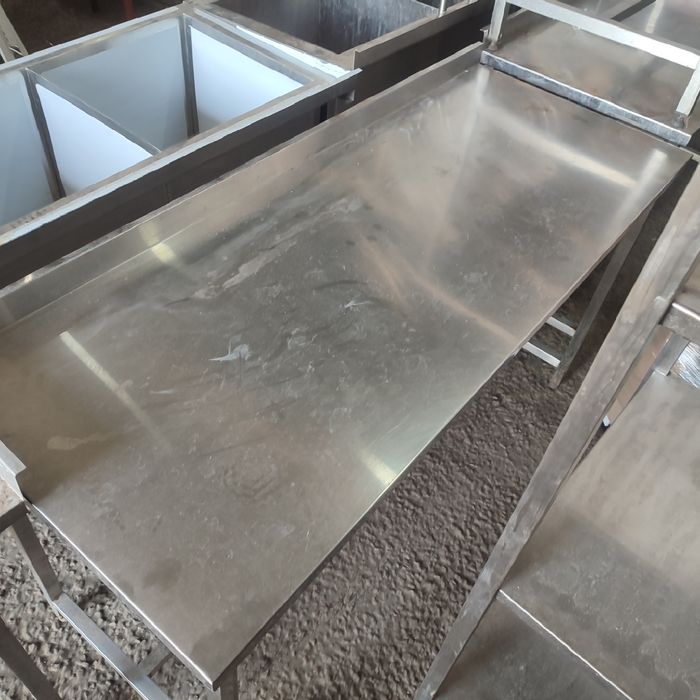 Столы из нержавейки