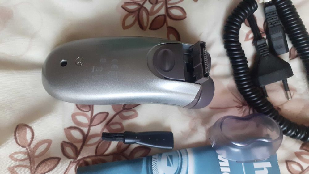 Электрическая бритва PHILIPS Philishave HQ-481