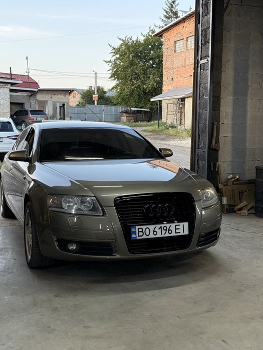 Audi A6 C6.