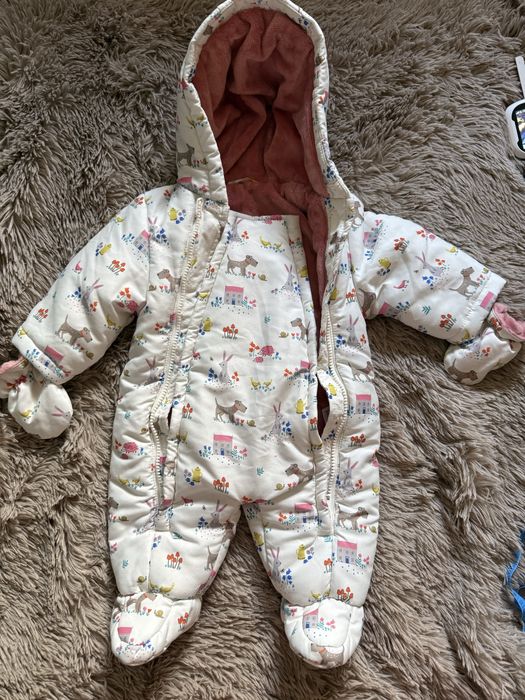 Весняний  комбінезон для дівчинки