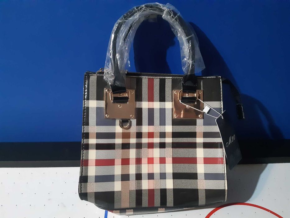 Mala nova de senhora a estrear