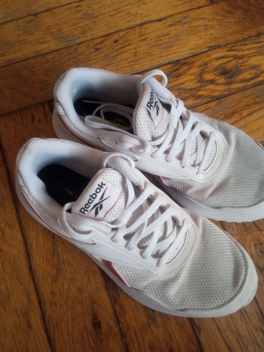 Białe buty damskie Reebok