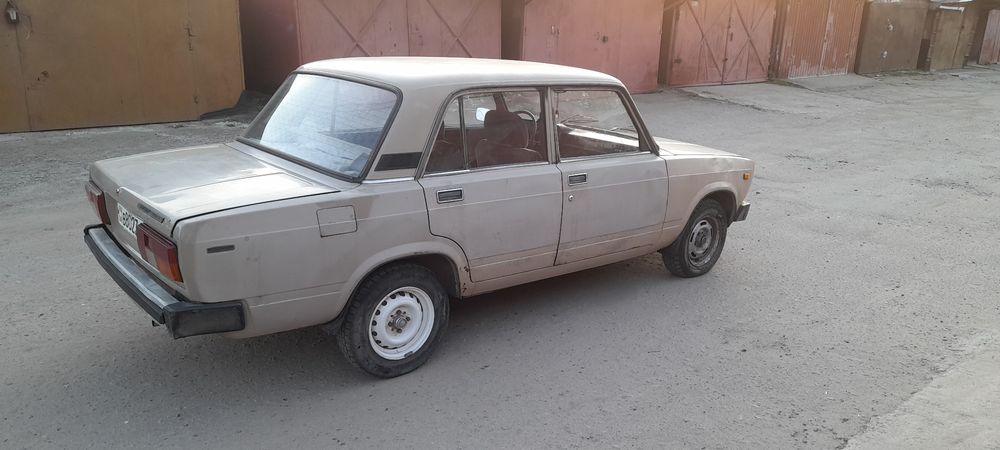 Продам ваз 2105, 1.5