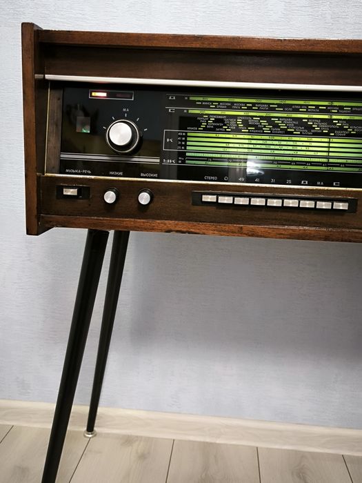 "Симфония - 003" ламповая стереорадиола высшего класса.