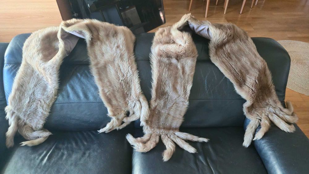 Estolas em pele em excelente estado