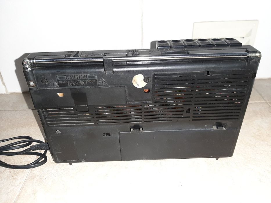 Rádio antigo Philips D7170 2 band