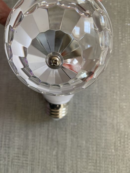 Żarówka led full kolor