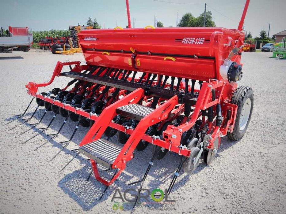 Siewnik zbożowy dwutalerzowy nawozowy ścieżki Ozdoken Pertum S300 F300