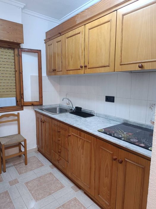 Квартира в Іспанії з спальньою біля моря в оренду