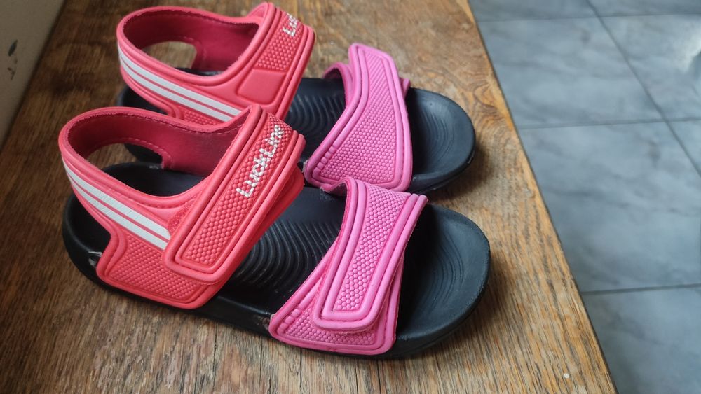 Босоножки для девочки, на стопу 16,5- 17 см