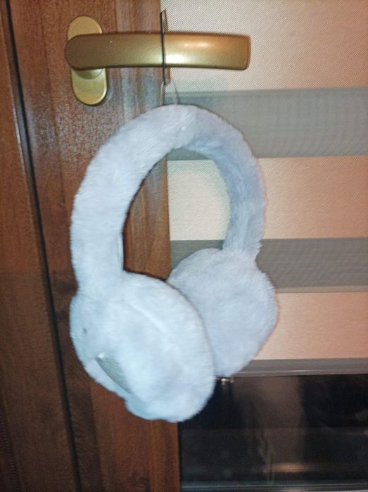 Nauszniki w kolorze szarym