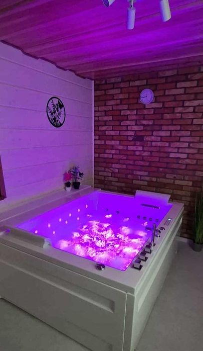 dom, domek, z jacuzzi, sauna, kominek, romantyczny weekend, relaks