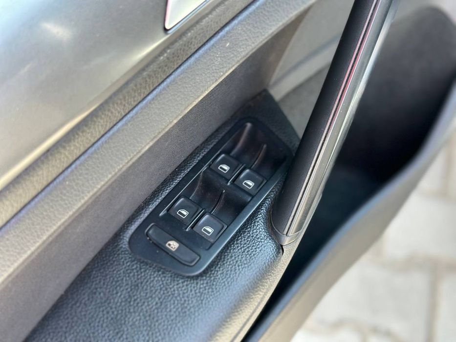 Volkswagen Golf 7 №4805 (ВНЕСОК від 10%) Альянс Авто Кривий Ріг
