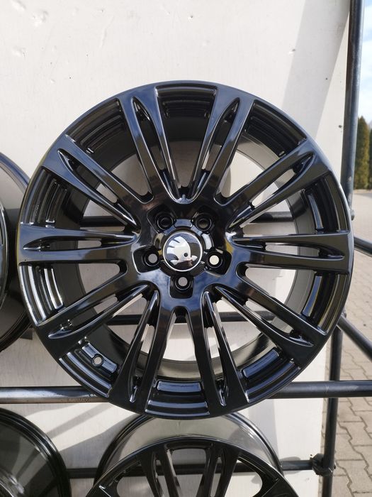 Felgi 19" 5x112 Et 45 8.5j Audi VW Skoda Seat Mercedes BMW