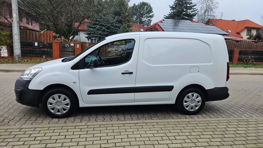 Citroën BERLINGO  BERLINGO XL L2 1.6HDI ,po serwisie , poleasingowy , szafki serwisowe