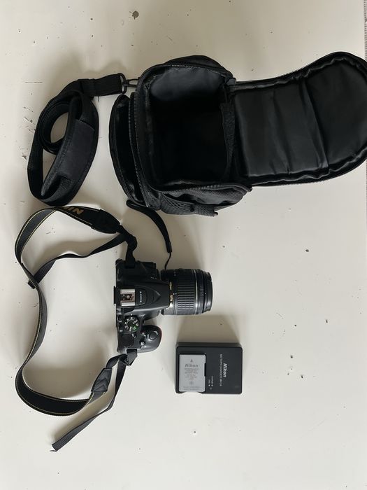 Camera Nikon D5600 + Lente 18-55mm | Kit Completo | Excelente Estado