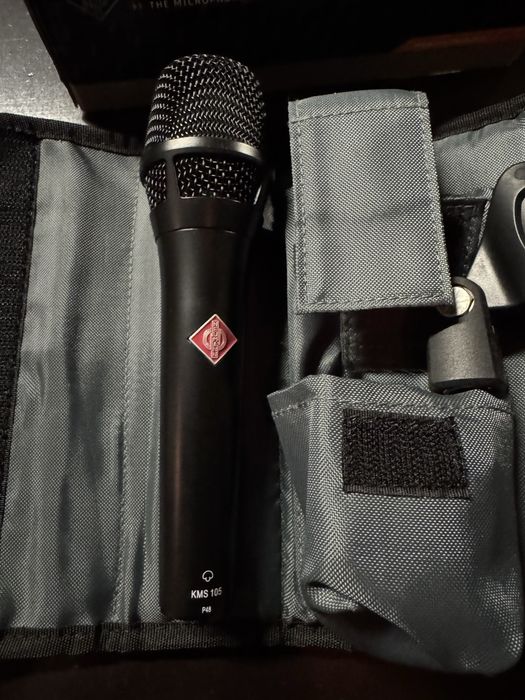 Neumann KMS 105 Preto