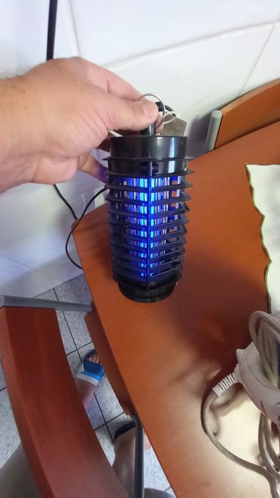 Mata mosquitos eletrónico lampada UV