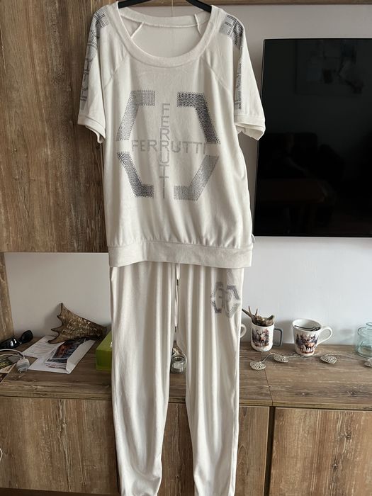 Dres Ekri kremowy welurowy M