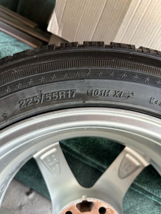 Продам комплект резини, sailun ice blazer arctic 225/55/17
