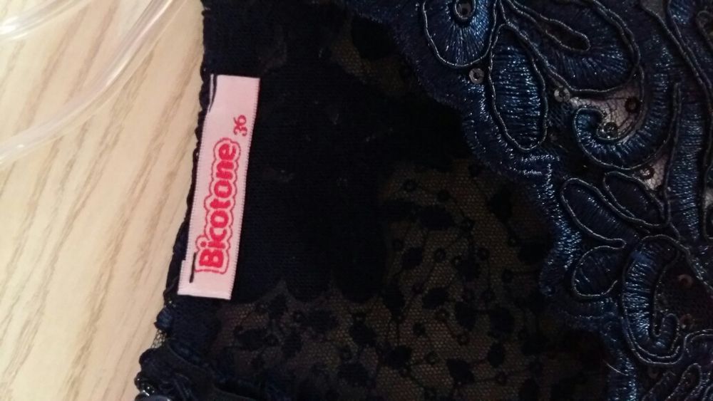 Sukienka raz założona