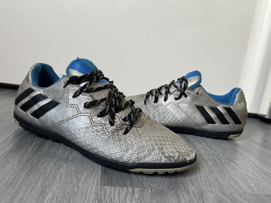 Дитячі сороканіжки Adidas розмір 35