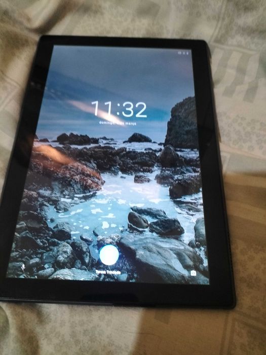 Tablet Lenovo pouco uso