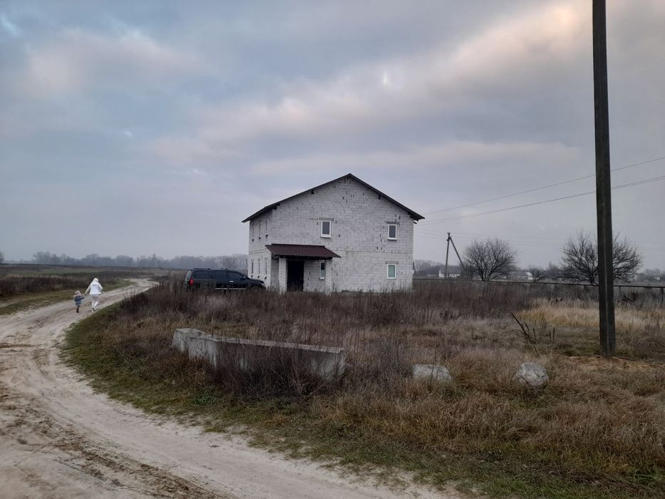 Продам дом в с.Семиполки