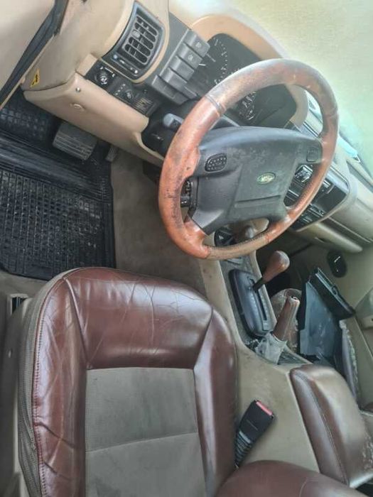 Land Rover Discovery Tablier Bege 350€