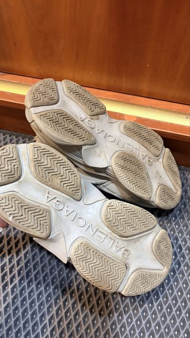 Кросівки Balenciaga Triple S, 38 розмір