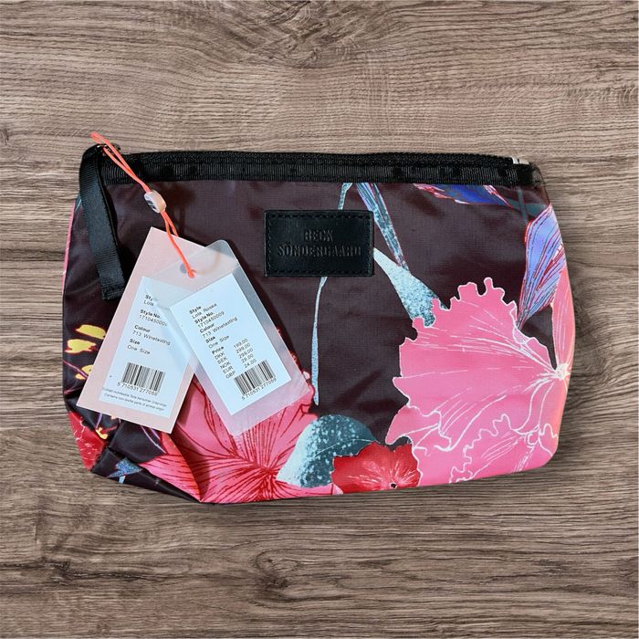 Kosmetyczka Beck Söndergaard nowa