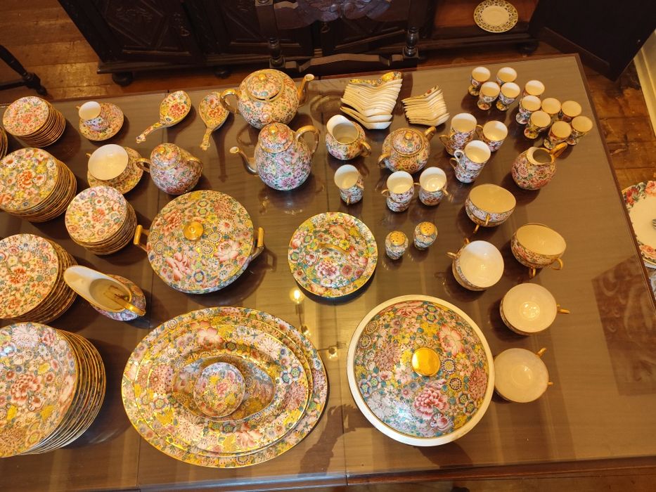 Serviço de porcelana chinesa Millefleurs – Fabricado em Macau