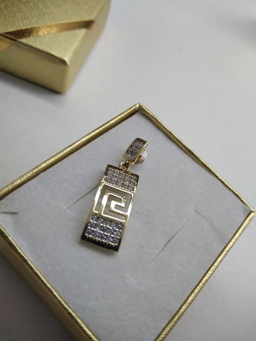 Złoty wisiorek z cyrkoniami, grecki motyw złoto 585  968