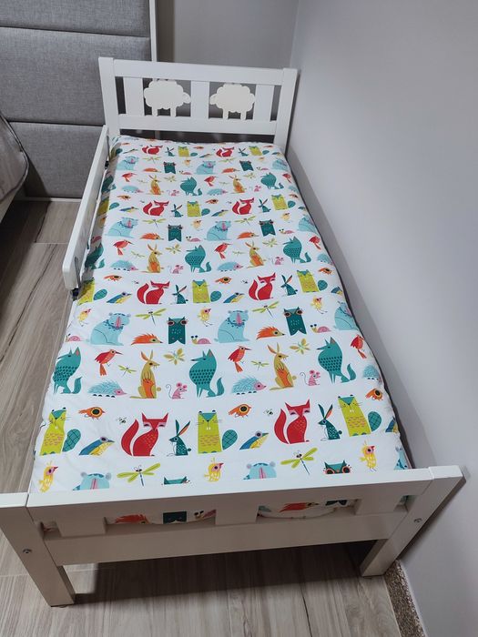Cama de criança ikea