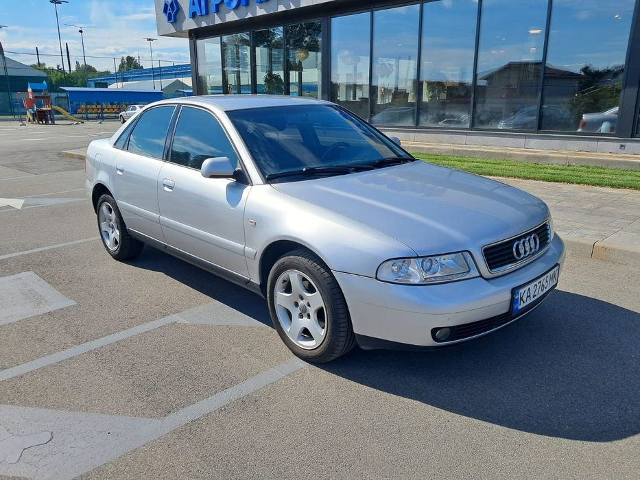 Аudi A4b5 . 1.8 бензин!