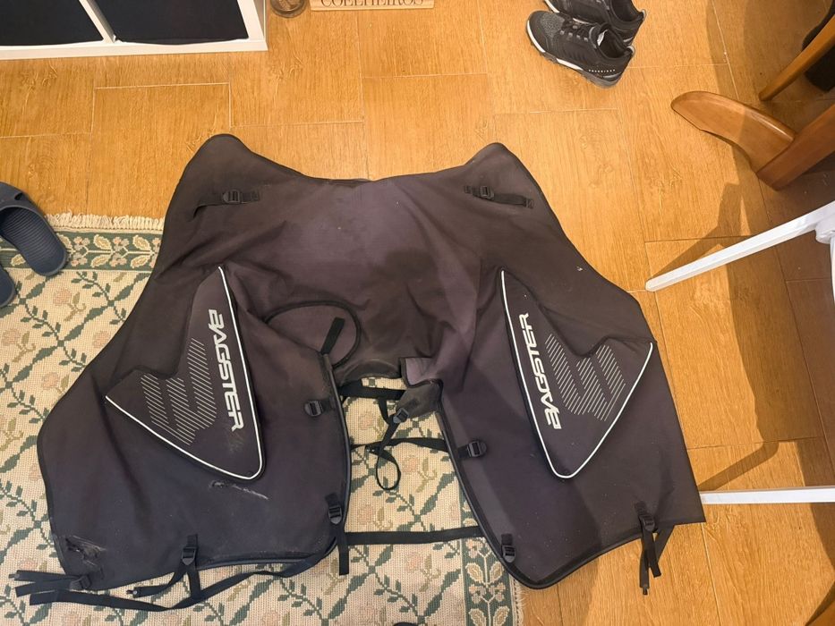 Vendo avental de proteção Bagster preto