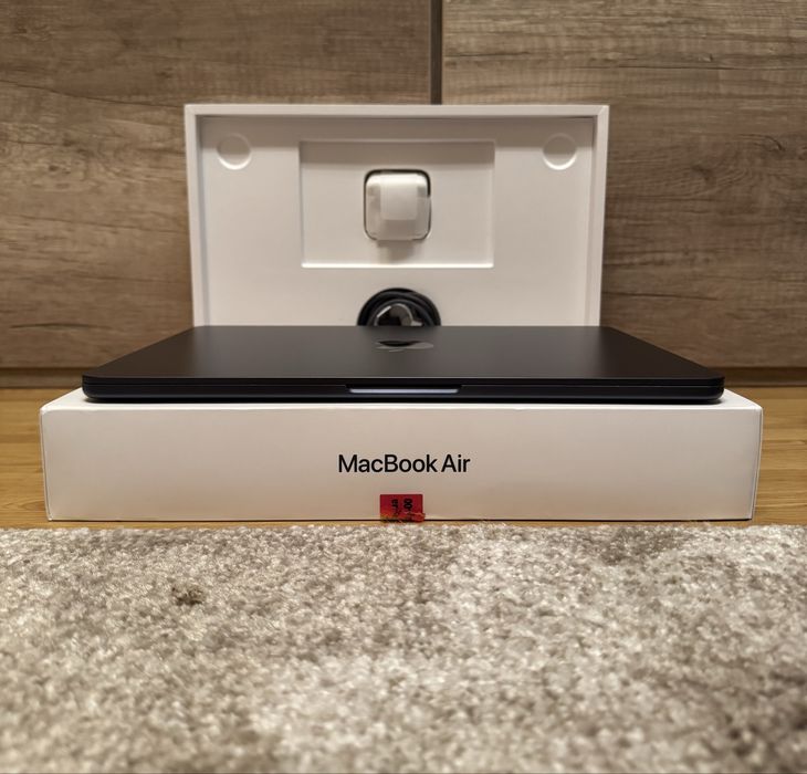 MacBook air 13.6 m2 8/512 2023