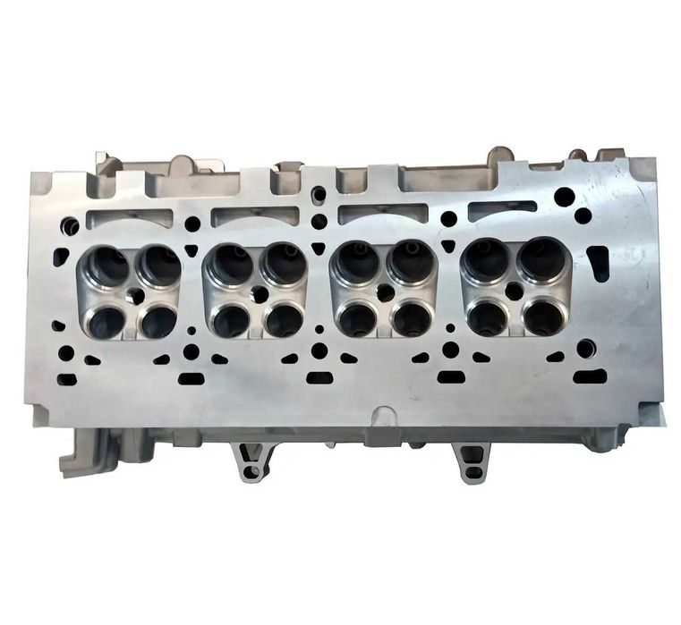 ГБЦ Renault Megane Scenic Laguna Clio Symbo  Kangoo 1.6 7701473353