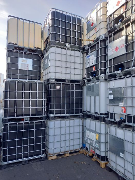 Zbiorniki mauzer  1000 , 600 l na wodę , rsm, ropę