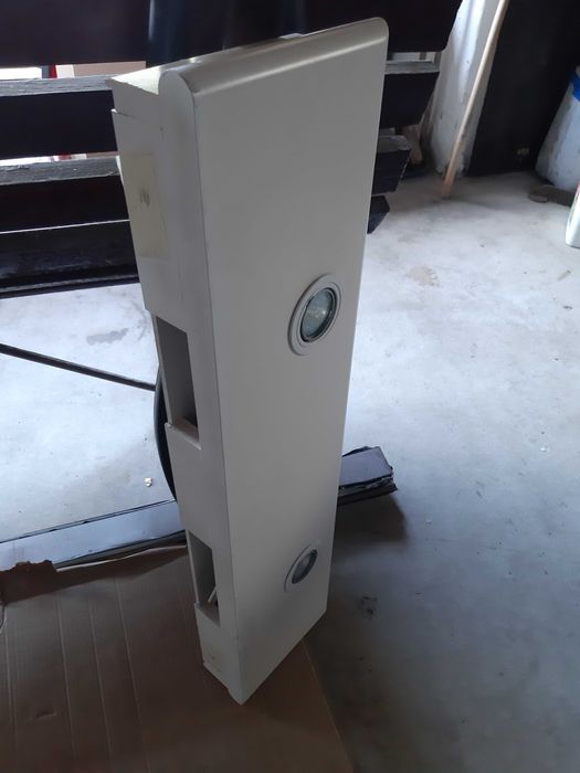 Lampa nad lustro do lazienki