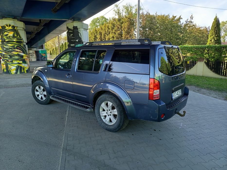 Nissan Pathfinter 2.5DCI 2007r 4X4 Automat 7-Os. zam.iana traktor